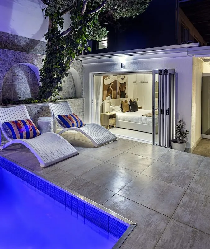Clifton Petite Villa